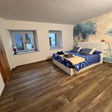 Blue Dragonfly Frühstückspension Paesana