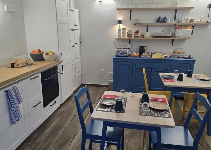B&B Blue Dragonfly 3*